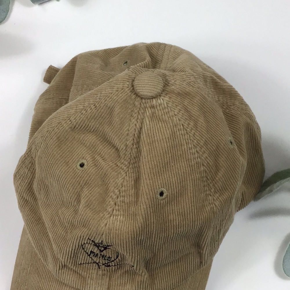 Vintage Manas > Tan Hat - Picture 3 of 7